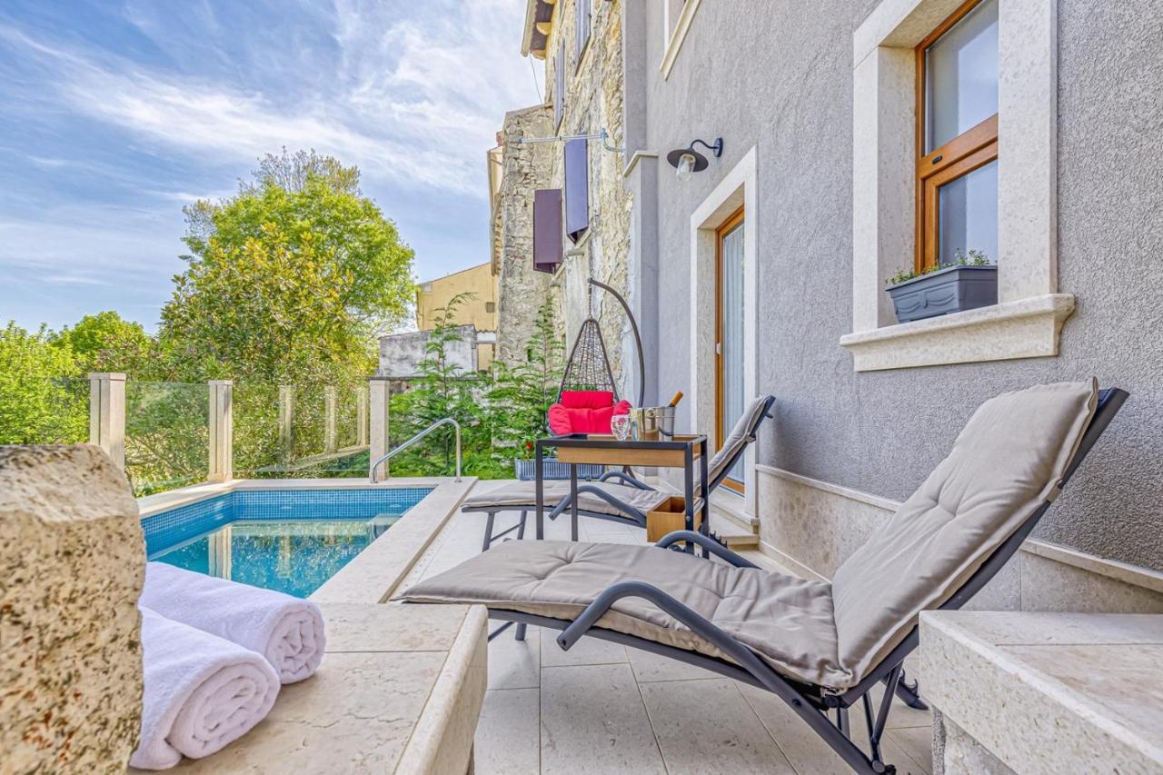 Holiday House Lidia I Rina Pican Luaran gambar